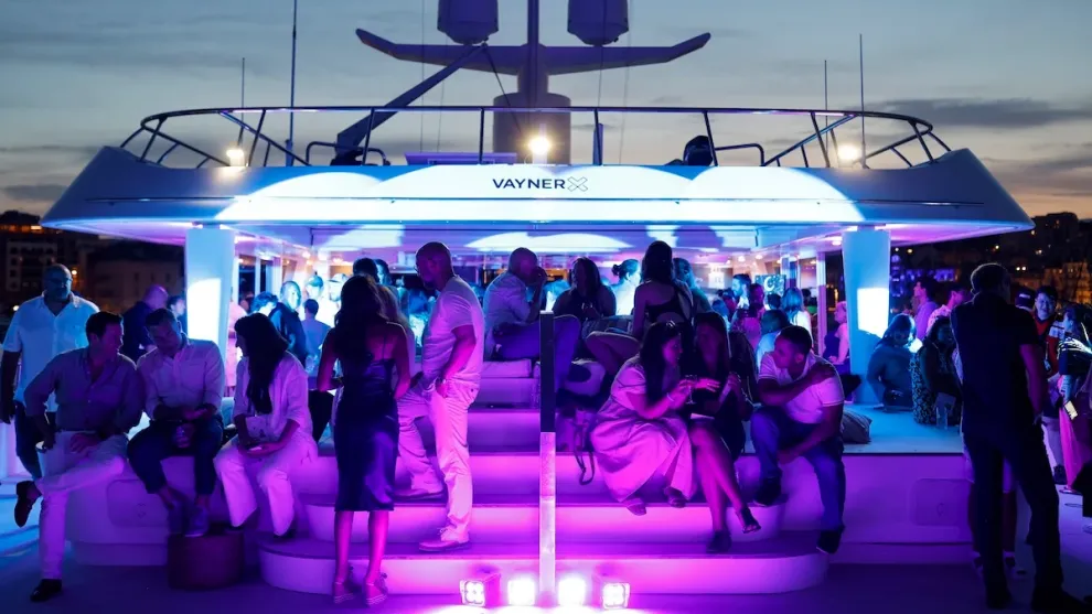 The Smart Kids Get To Rule The Beach