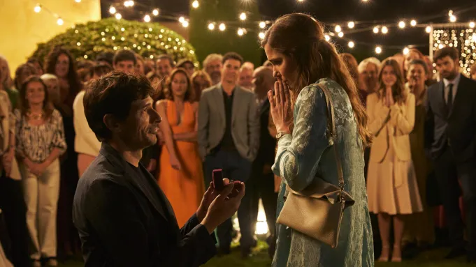 Como Arenas a Través del Reloj de Arena…